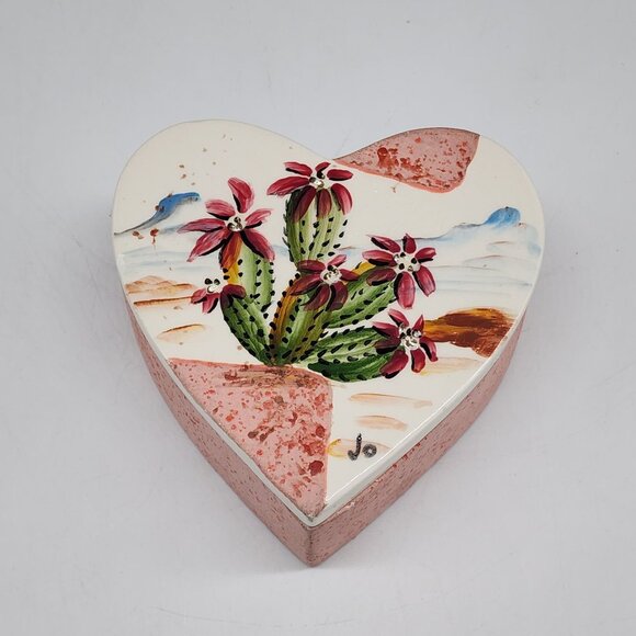 Hand Painted Heart Shaped Ceramic Trinket Box With Cactus & Flowers Design - Picture 2 of 9